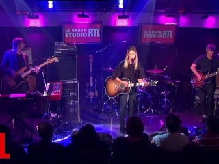 Claire Denamur - Bang bang bang en Live dans le Grand Studio RTL