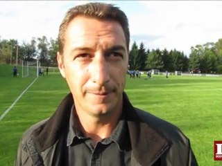 L'entraîneur strasbourgeois François Keller réagit après la victoire à Weyersheim