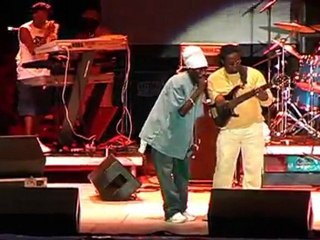 Sizzla-Da.Real.Live.Thing.2005.