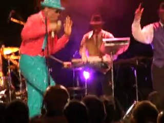 Charlie Wilson - Outstanding - Live au Trianon à Paris le 17/09/2011