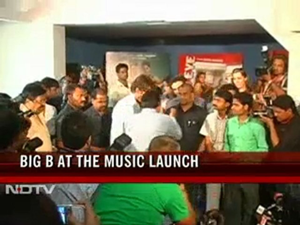 Big B’s small cameo at the Delhi Eye music launch