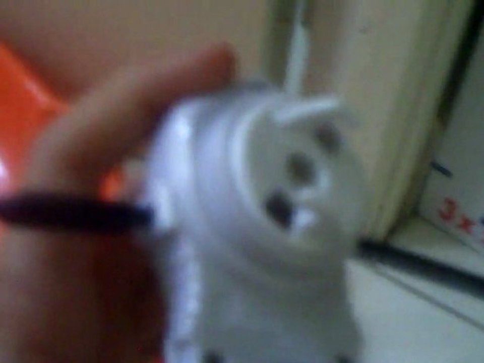 Présentation Toupie Beyblade: Destroy L-Drago