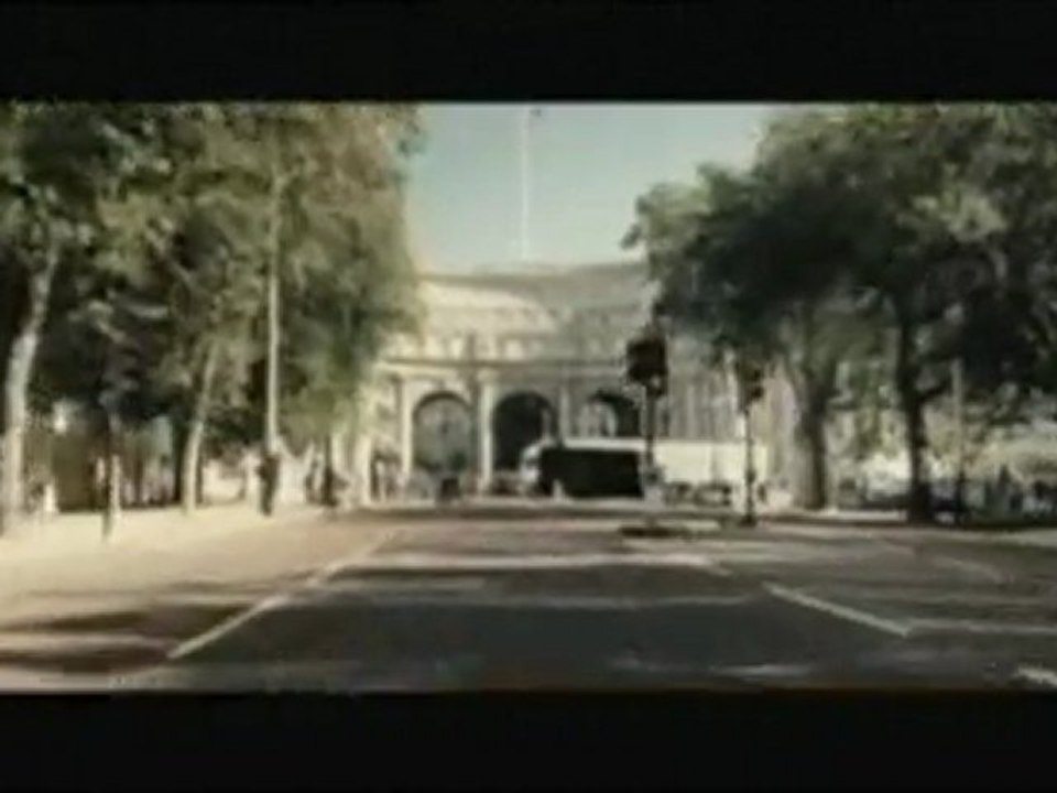 Κλιπ από το "Johnny English Reborn"