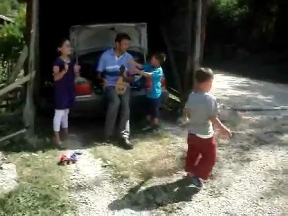 Kemaneci İsmail ve ekibi.....Kemane, Cide Düğünü,cide okçular köyükokurdan 2011, kastamonu köçek