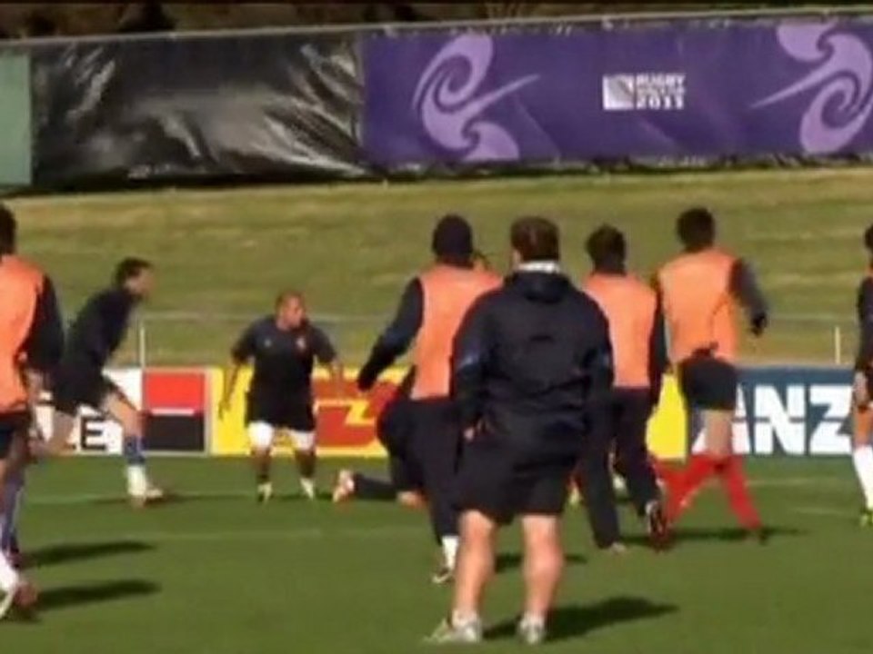 Rugby WM - Parra läuft als Verbindungshalb auf