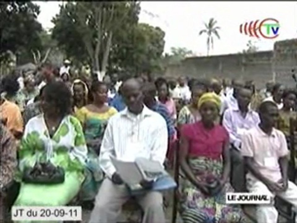Formation et mise en condition des couples exploitant le nouveau village agricole d'Imvouba