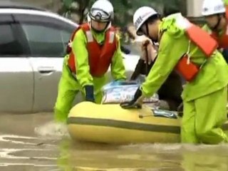Typhoon Roke heads for Tokyo