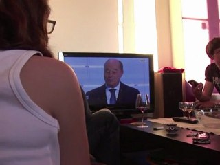 De jeunes militants convaincus par le débat des candidats PS