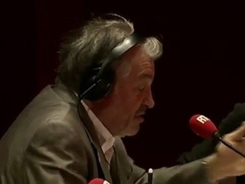 Serge July : Le projet de serment qui divise l'UMP