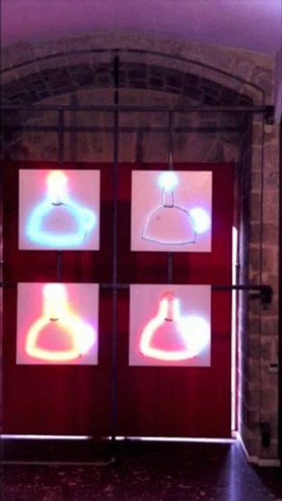 4 NÉONS/ENTONNOIR de MA2F