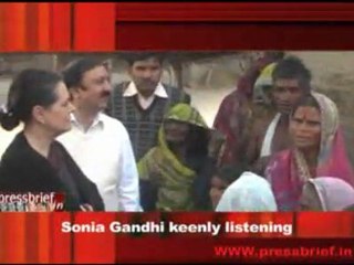 Sonia Gandhi keenly listening