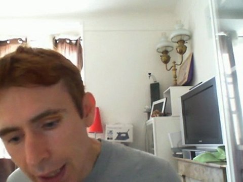 Wiwi égratigne toutes les filles de Jhonygo