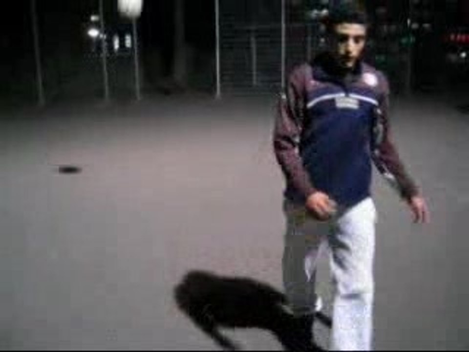 Soufiane Touzani - Football Freestyle