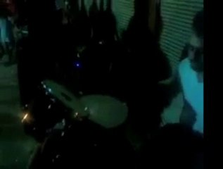 Müslüm Topallar batari ve baglama show izle