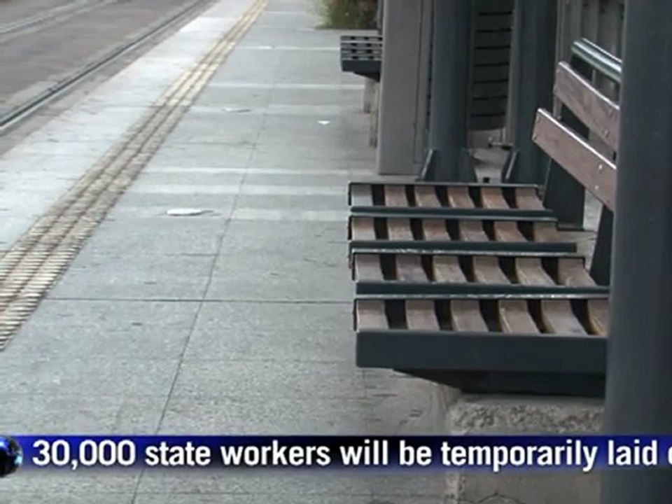Greeks on transport strike over further cuts