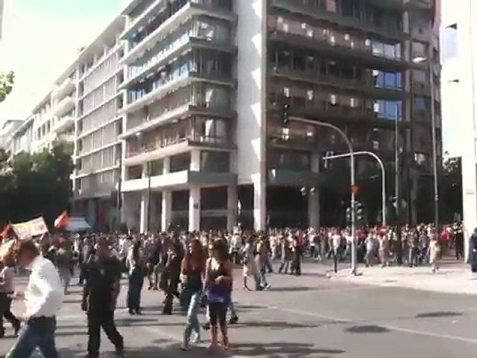 Κορύφωση πορείας στη Βουλή