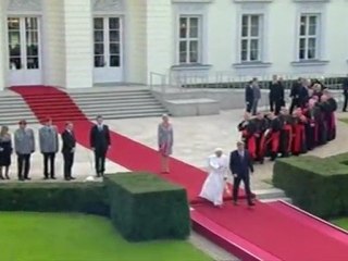 Pope arrives for state visit in his native Germany