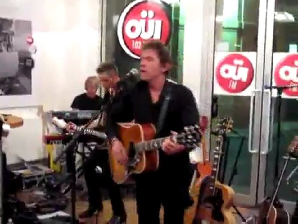 Hubert-Félix Thiéfaine - La fille du coupeur de joints - live - session OuiFM - 15 Septembre 2011