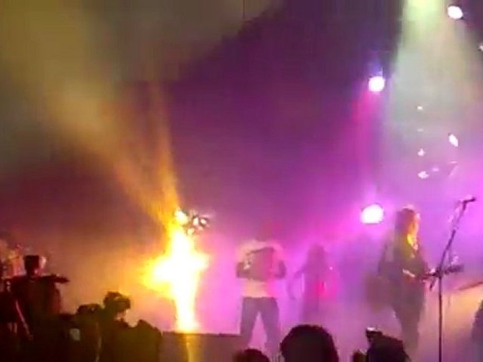 Arash feat Rebecca in Ukraine_ Kiev 15042010 - клип, смотреть онлайн, скачать клип Arash feat Rebecca in Ukraine_ Kiev 15042010