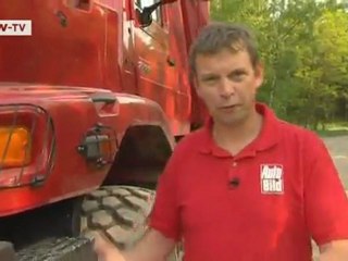 compare it! Mercedes Benz Zetros - Fiat Panda Cross: David versus Goliath | drive it!