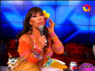 Lemos indignada en la disco