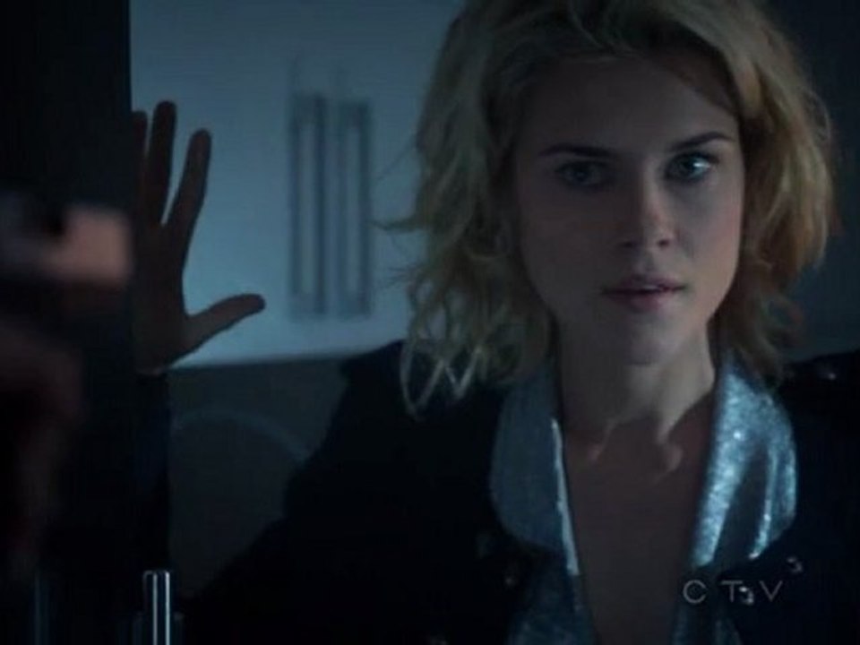 2011_.Char-lie's.Angels._"Angel with a Broken Wing" s01-e01