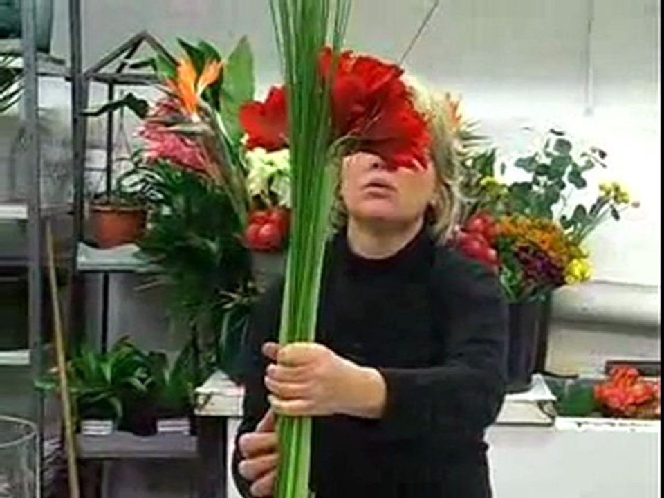 Un grand bouquet de fleurs signé Aquarelle