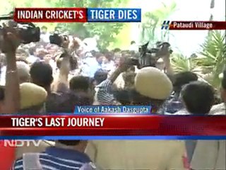 Mansur Ali Khan Pataudi laid to rest