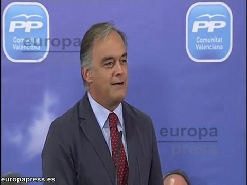 Pons llama a Rubalcaba Alfredo Manostijeras