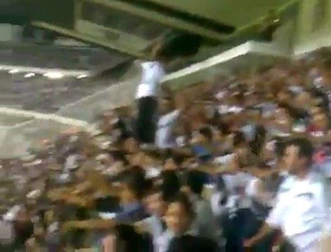 Beşiktaş- Stoke city 2011 ambiance supporters incroyable (1)