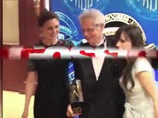 Der heißeste Klatsch aus Hollywood