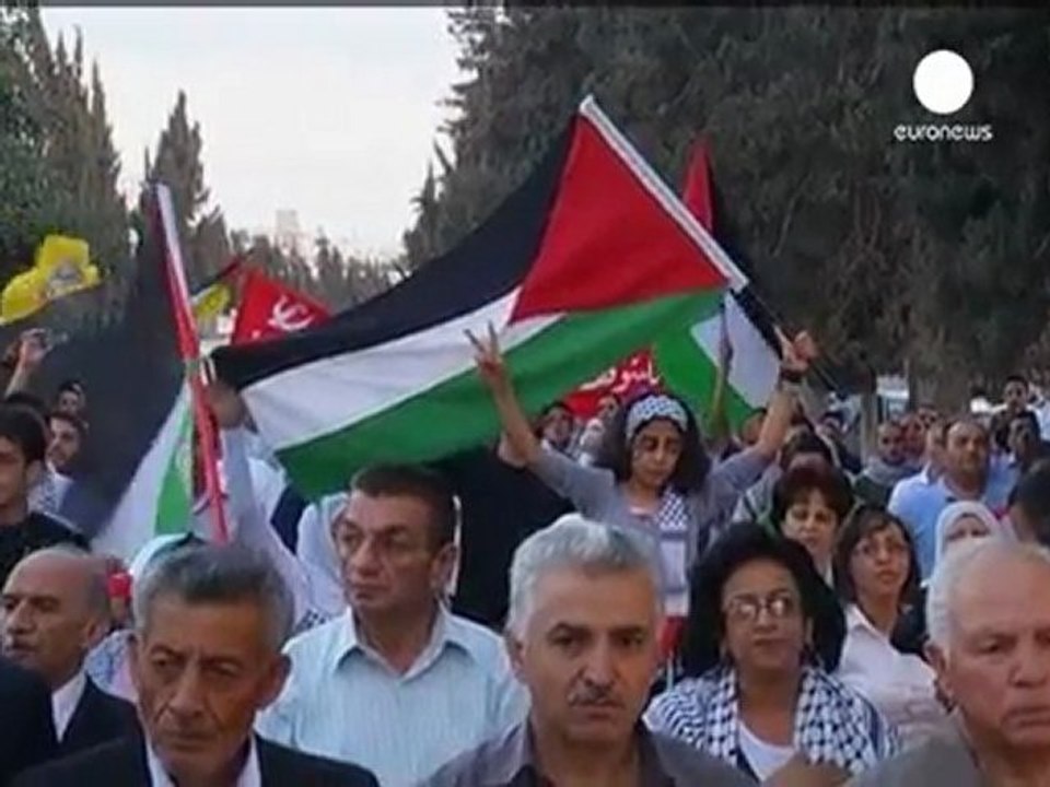 Los refugiados palestinos en el Líbano y Jordania con...