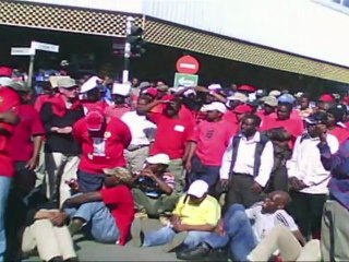 ويب-الاحتجاجات ضد الملك مستمرة في سوازيلاند