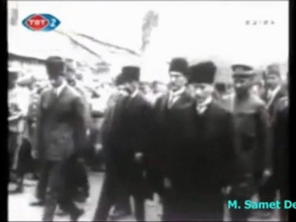 Atatürk ve Bulgaristan "Asrın Dev Lideri" Grubu Yayınıdır.