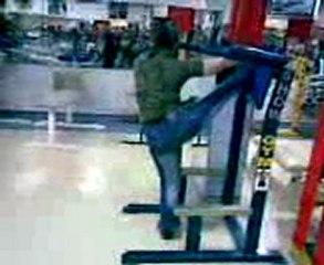 SPOR SALONUNDA RASTGELE  ANTREMAN