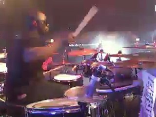 Rihanna-Diva.com // RIhanna singing "S&M" at rock In Rio festival