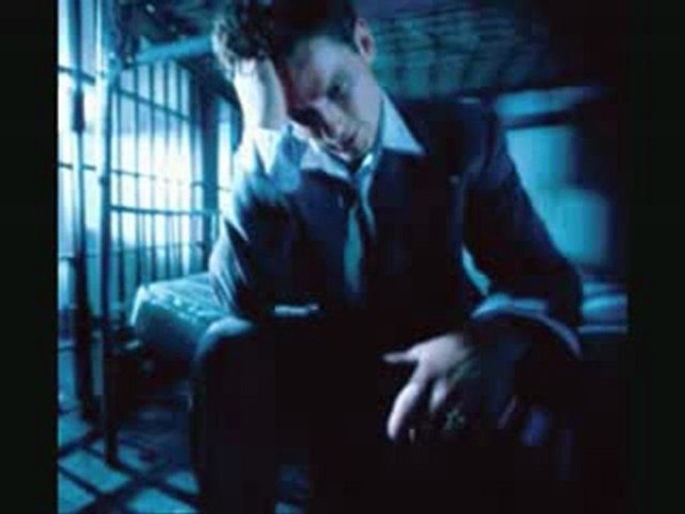 Parmaklıklar Ardında - Dizi Müziği