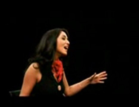 Öykü-Berk-Evlerinin Önü Boyalı Direk