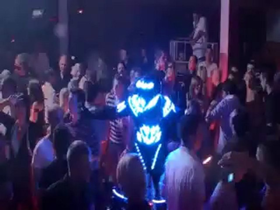 Video robot