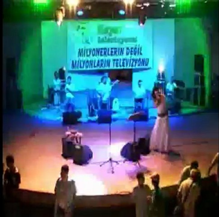 Hayat TV Sevval Sam Altınoluk Konseri - Temmuz 2011 - Part 01