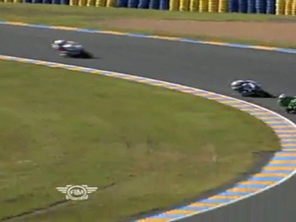 24 Heures Moto 2011 : les premières minutes de course en vidéo