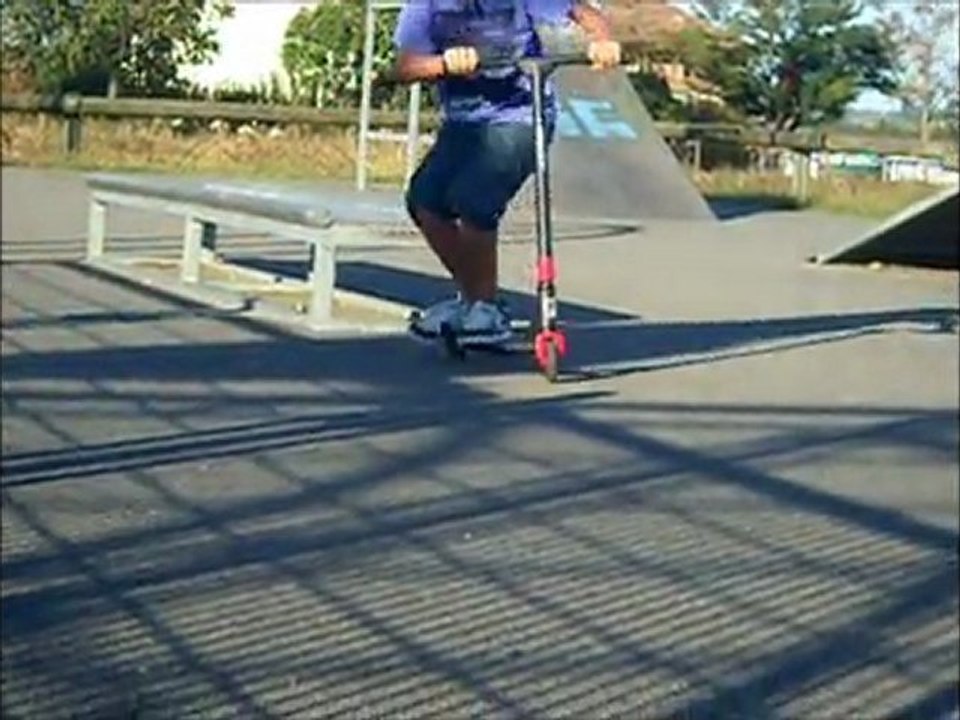 TROTINETTE FREESTYLE VIDEO part. 2