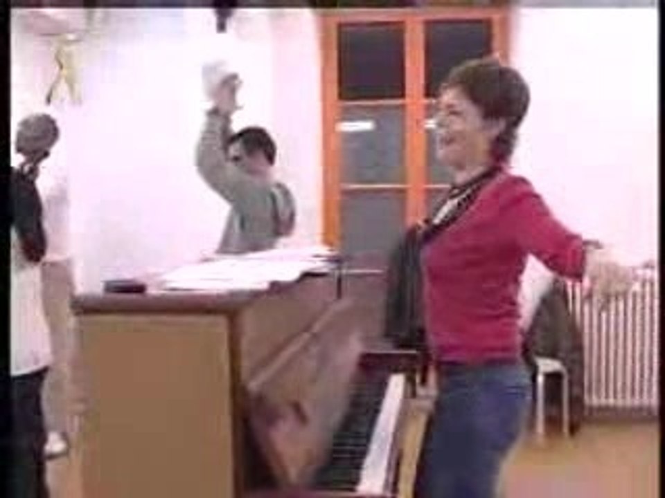 Un ... Dos ... Tres - Tonalité