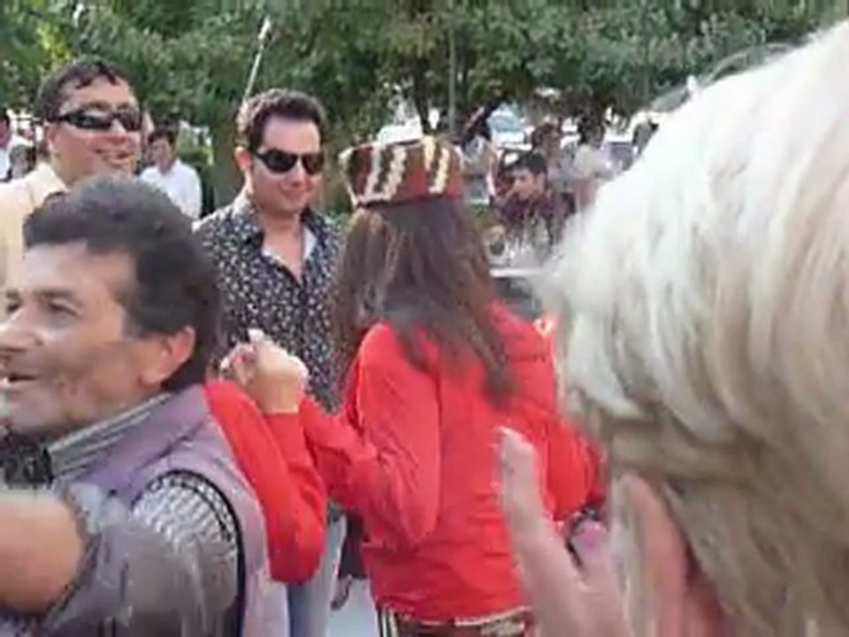 danse à EREVAN