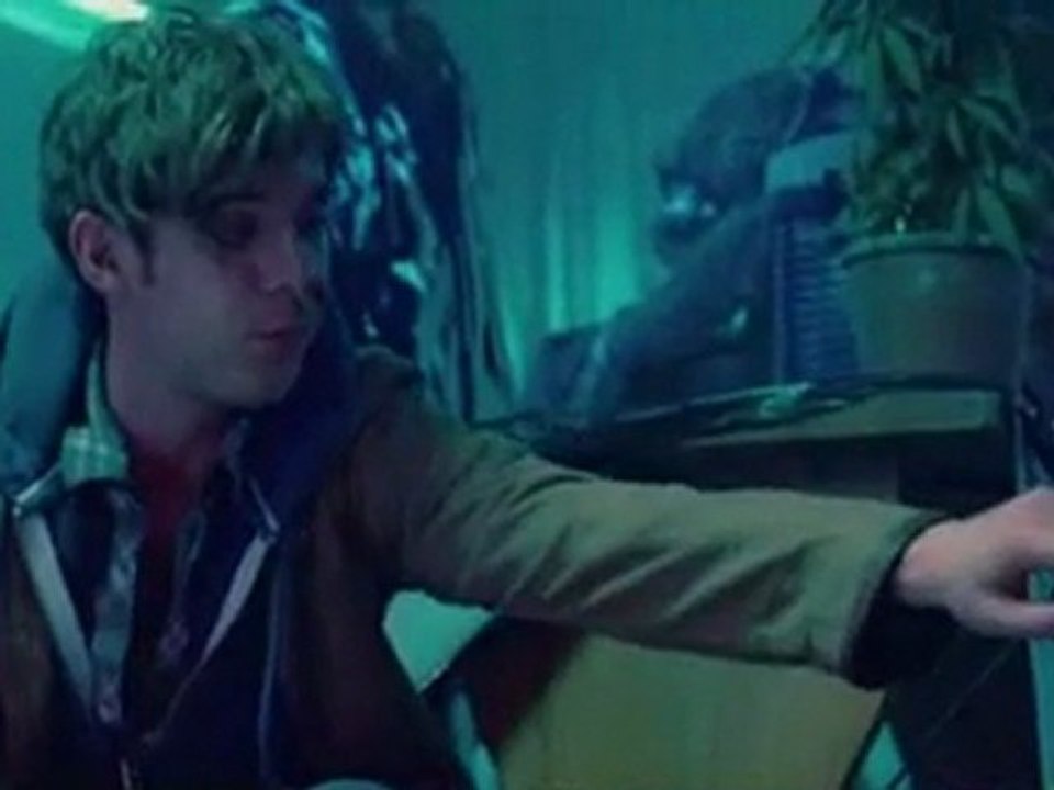 Attack.The.Block.2011.BluRay.720p.DTS.x264-CHD_clip2