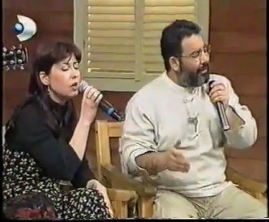 Ahmet Kaya & ilkay Akkaya - Gurbette Ömrüm Geçecek_^^BAHTİYAR^^