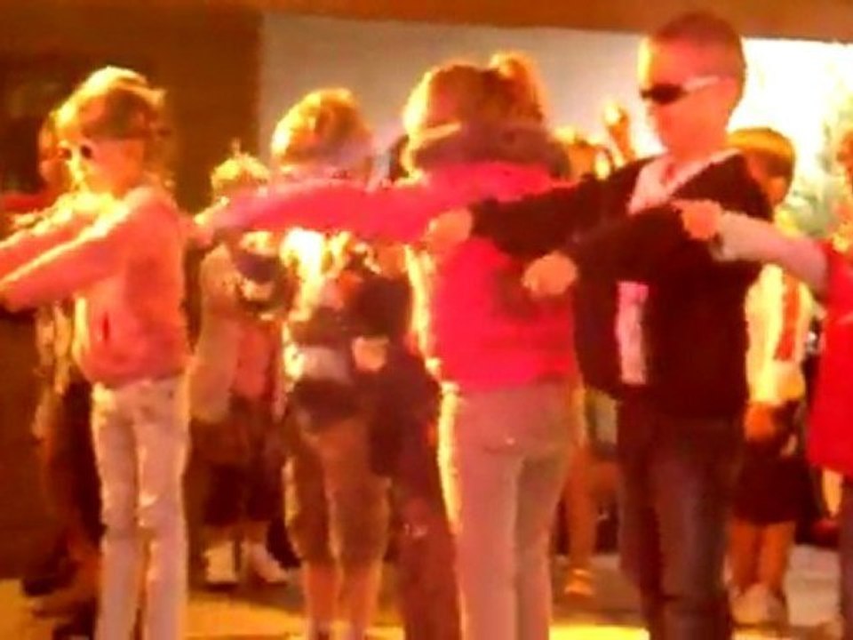 spectacle cap ferret