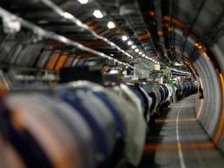 CERN: Η μηχανή του Big Bang