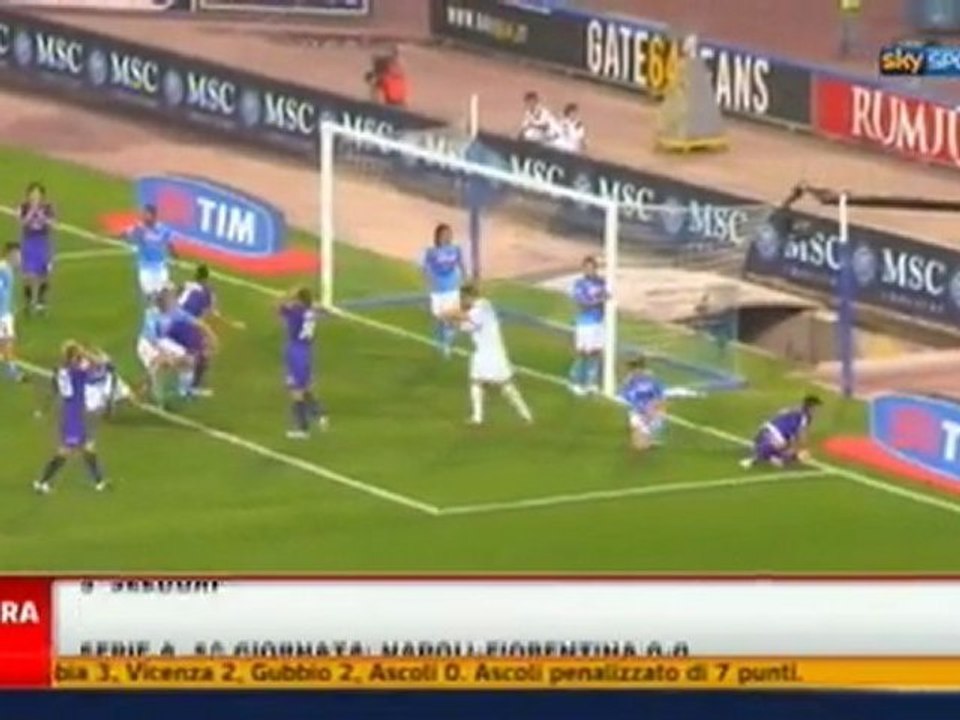 Vong 4 Serie A - Napoli 0 0 Fiorentina (25.9.2011)