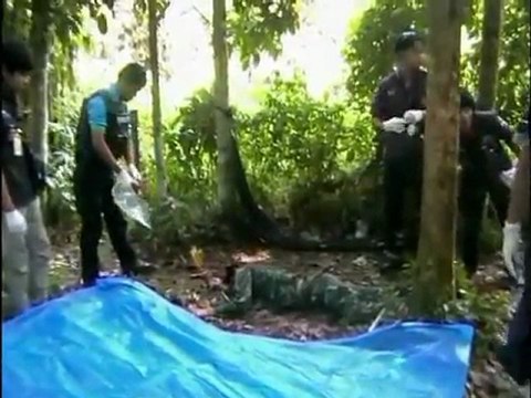 Insurgents kill four soldiers in Thai school ambush